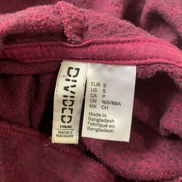 H&M maroon crop hoodie - Picture 3 of 4